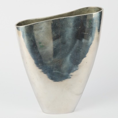 An Anna Efverland Vase