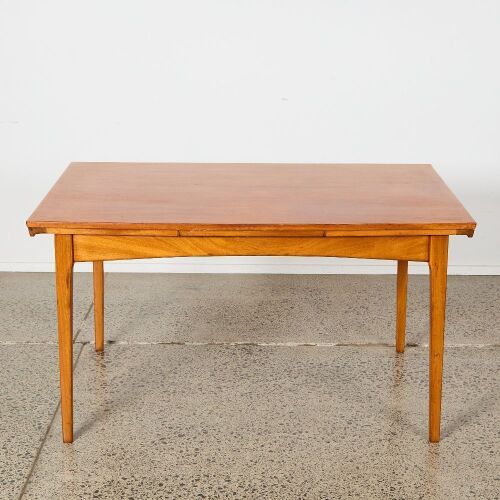 A Mid-Century Fleur Six Seater Extendable Dining Table c.1964