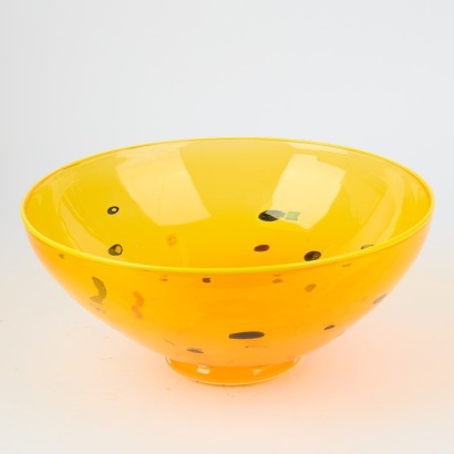 A Large Garry Nash Footed Bowl With Murrine Inclusions
