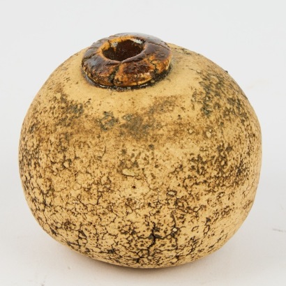 A Rosemarie Brittain Avoid Organic Vase