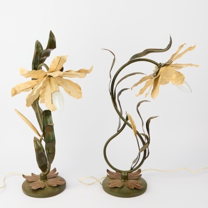 A Pair of Vintage Large Flower Petal Table Lamps