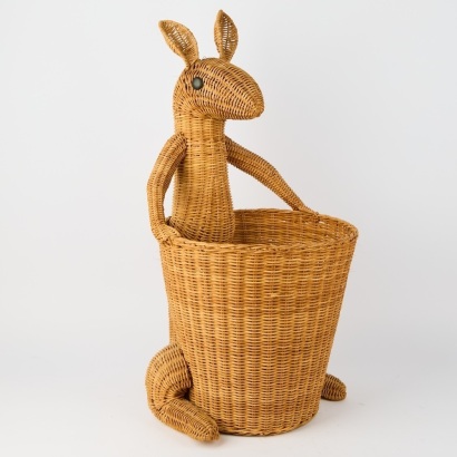 A Mario Torres Style Kangaroo Basket