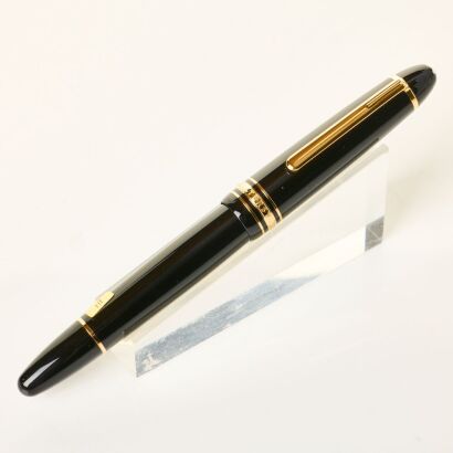 Montblanc, Meisterstuck LeGrand Calligraphy Fountain Pen with 18ct Flexible Nib with Box - As new