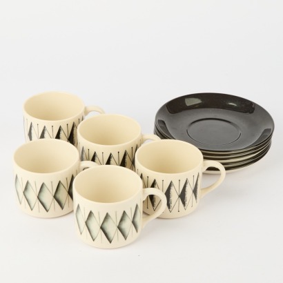 A Set of Five Crown Lynn Mogambo Cups & Allegro Saucers