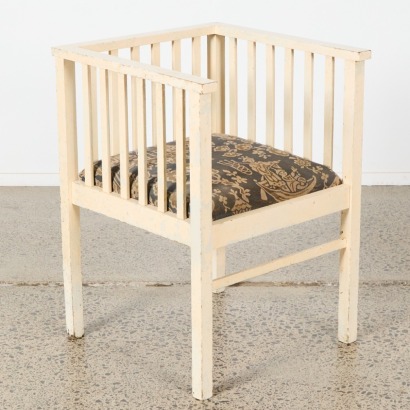A Unique Antique Chair Manufactured By Henderson & Pollard Mt Eden Auckland