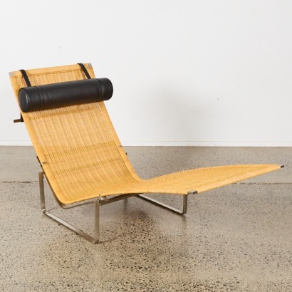 A PK24 Chaise Lounge in the Style of Poul Kj&aelig;rholm for Fritz Hansen