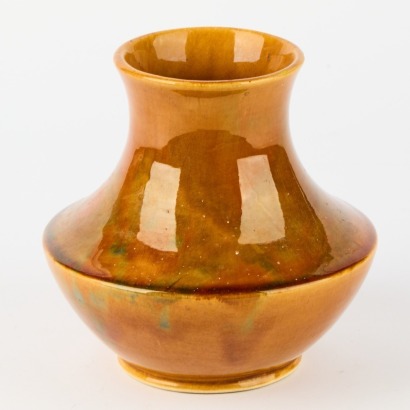 An Ambrico Crown Lynn Vase