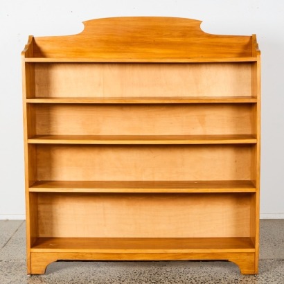 A Solid Rimu Bookshelf