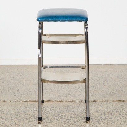 A Retro Kitchen Ladder Stool