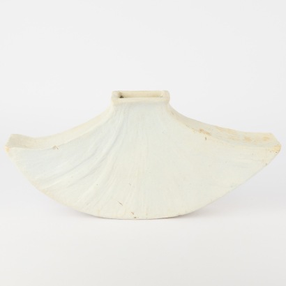 An Ikebana Vase AF
