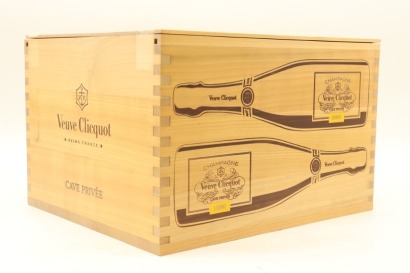 (6) 1990 Veuve Clicquot Ponsardin Cave Privee Collection Brut, Champagne (OWC)