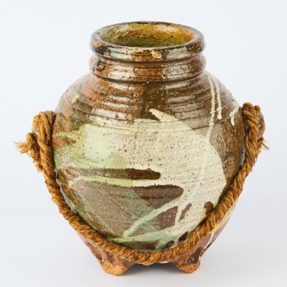 A Patricia Perrin Onion Pot