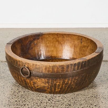 A Chinese Wood Grain Bowl With Metal Banding