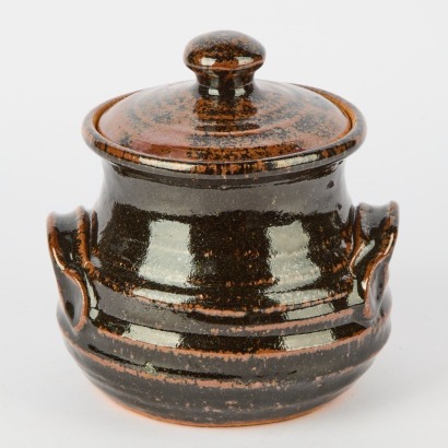 An Andrew Van der Putten Lidded Jar
