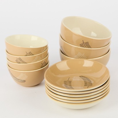 A Set of Thirteen Crown Lynn Reflection Bowls