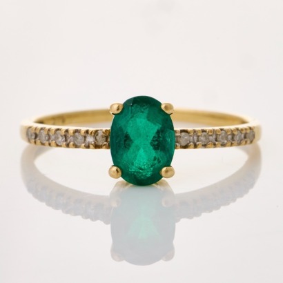 9ct Yellow Gold, Lab grown Emerald / 0.11ct Diamond Dress Ring