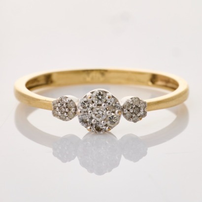 9ct Yellow Gold, 0.25ct Diamond Cluster Ring