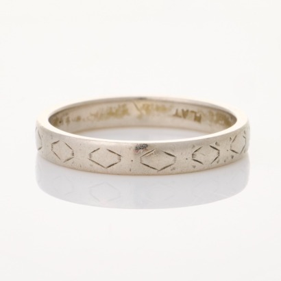 Platinum, 3.10mm Wide Engraved Band, Size M