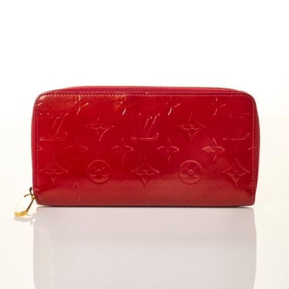Louis Vuitton, Red Monogram Vernis Leather Zippy Wallet