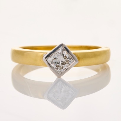 18ct Yellow Gold, Modern, .48ct Princess Cut Diamond Ring