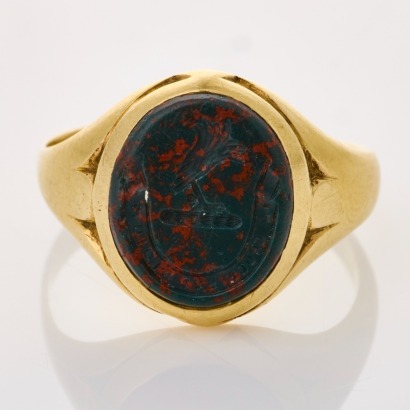 18ct Yellow Gold, Vintage, Oval Cut Blood Stone Signet Ring