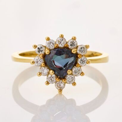18ct Yellow Gold, Modern, Important 0.81ct Alexandrite / .41ct Diamond Ring by H Stern