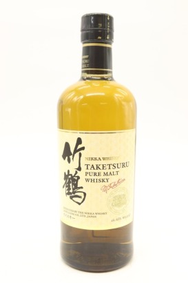 (1) Nikka Taketsuru Pure Malt Blended Malt Japanese Whisky, 43% ABV