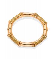 An antique gold bamboo bangle, of hinged design. 9ct rose gold. Weight 28.67 grams. Inside diameter 6cm. Birmingham hallmarks. Makers mark S&P.