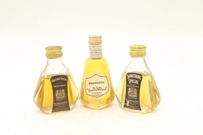 (1) Blended Scotch Whisky Miniatures, 3 Bottles Sold as One Lot