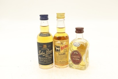 (1) Blended Scotch Whisky Miniatures, 3 Bottles Sold as One Lot