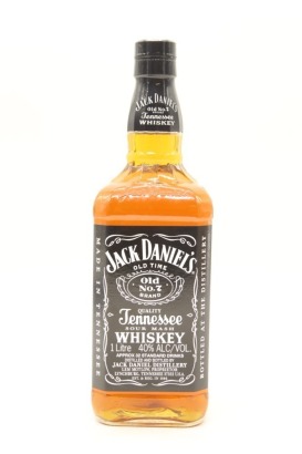 (1) Jack Daniel's Black Label Old No.7 Brand Sour Mash Whiskey, Tennessee, 40% ABV, 1000ml
