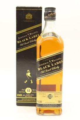 (1) Johnnie Walker Black Label 12 Year Old Blended Scotch Whisky, Scotland, 40% ABV (GB)