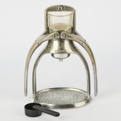 A Rok Presso Espresso Maker
