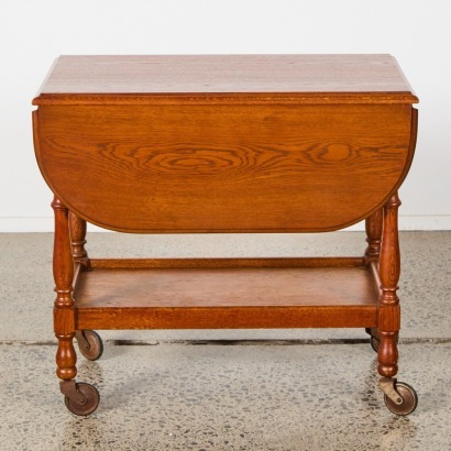 A 1950&rsquo;s Oak Tea Trolley