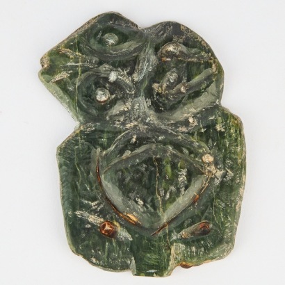 A Contemporary Pounamu Tiki Carving