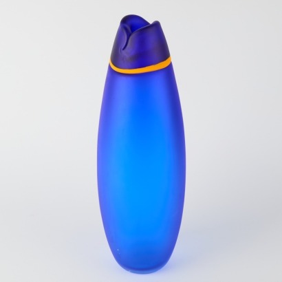 A Hot Lips Trilogy Vase signed by Giovanni