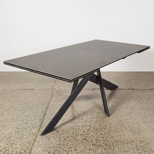 An Alumina Extension Table