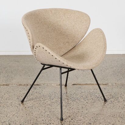 A Genuine Mid-Century Lip Chair