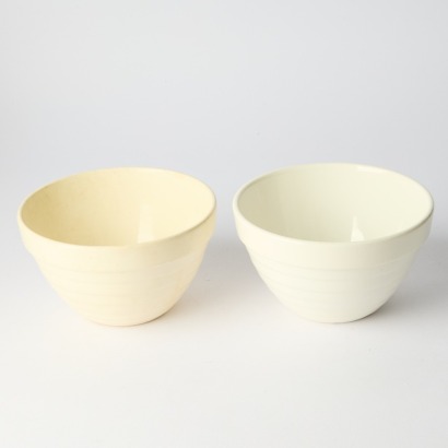 A Pair of Crown Lynn Beehive Bowls