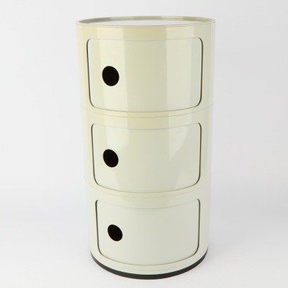 A Replica Componibili Side Table
