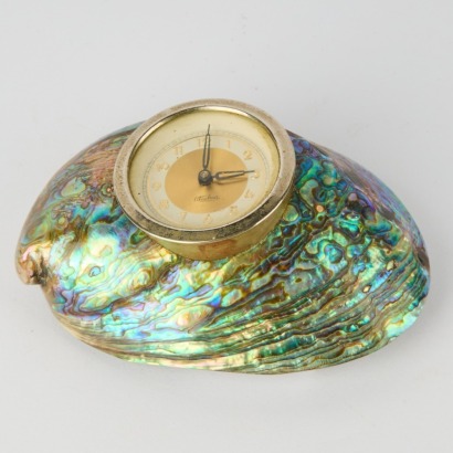 A Vintage Ataahua Paua Shell Clock