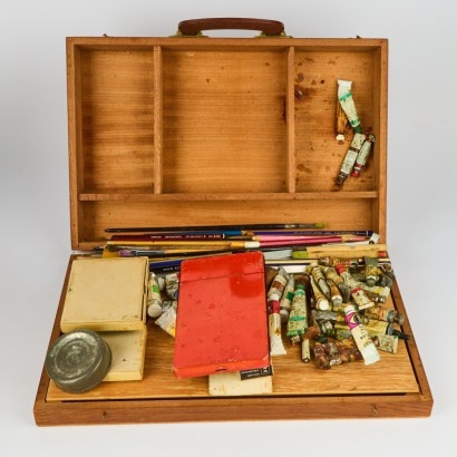 A Boxed Vintage Painting Set