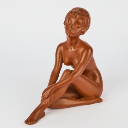 A Goebel Ceramic Figurine c. 1950s