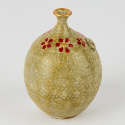 A Small Ceramic Vase Attributed to Shim and Lee, NZ