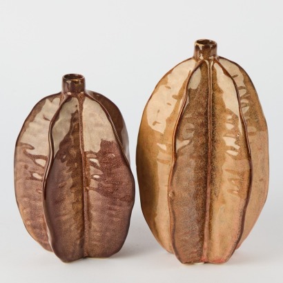 A Pairing of Pod Vases