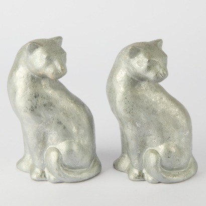 A Pair of Heavy Silver-Coloured Leopard Statues