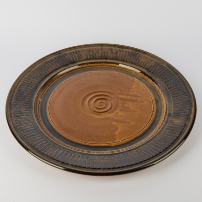 A New Zealand Studio Pottery Charger