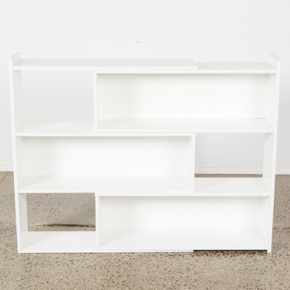 A White Extendable-Corner Fully Adjustable Bookshelf