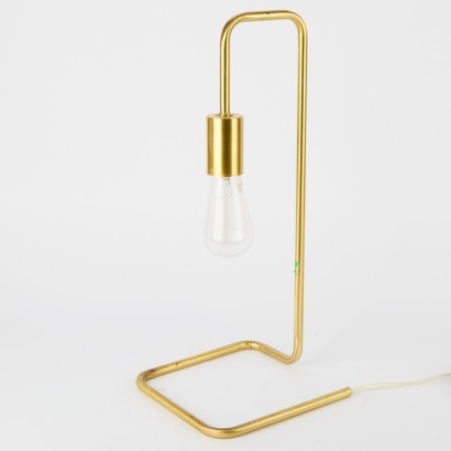 A MCM Minimal Desk Lamp With Edison Bulb