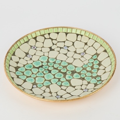 A John Crichton Dish
